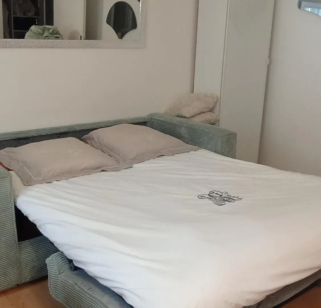 Charmant Studio Pres Des Champs Elysees Paris Lejlighed